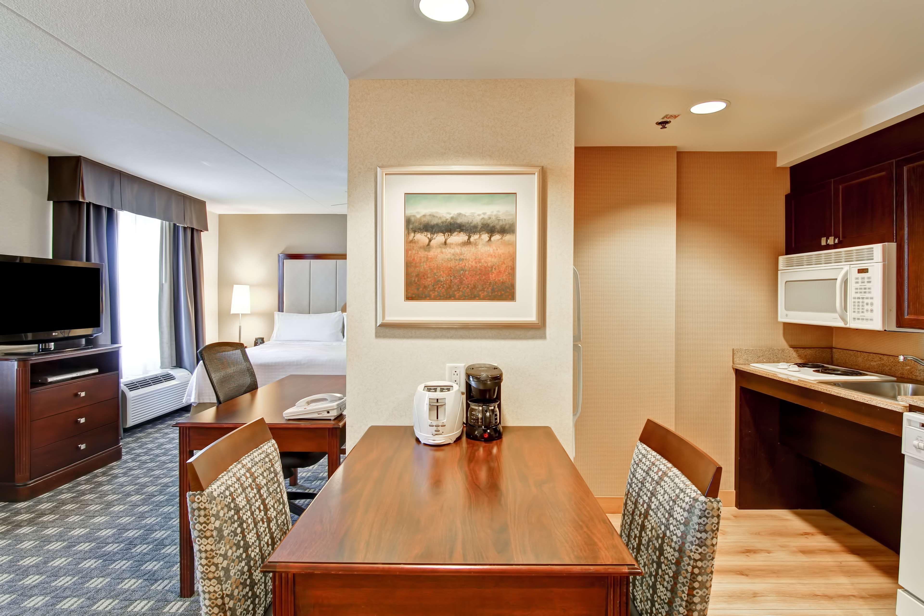 Homewood Suites By Hilton Toronto-Миссиссага Экстерьер фото